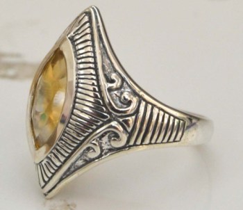 Zilveren edelsteen ring met ovale Citrien ring maat 17.3 mm